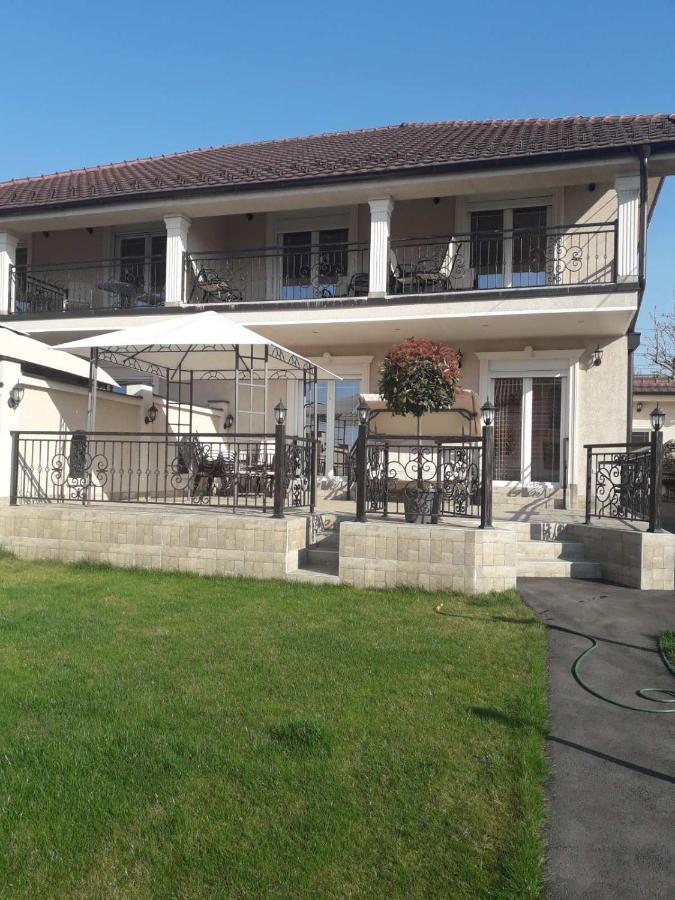 Apartments Exclusive Beograd Bagian luar foto